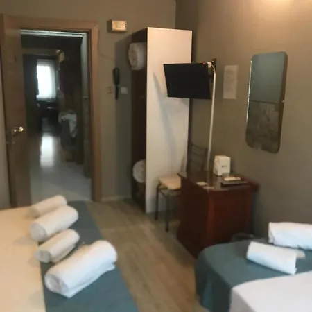 מלון Elite Center
