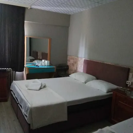 מלון Elite Center 4*
