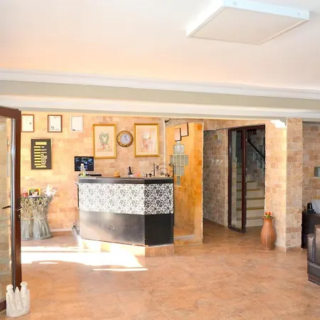 Elite Center Saray Hotel 4*